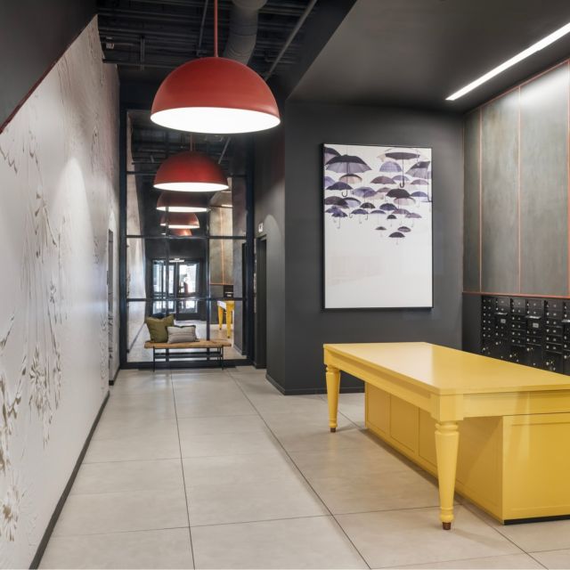 Blvd & Bond apartments at Arsenal Yards in Watertown, MA.⁠
⁠
See photos at Link in Bio.⁠
⁠
#Amenityspaces⁠
#PCA_team⁠
#PCA_placemaking⁠
⁠
Photography: Anton Grassl