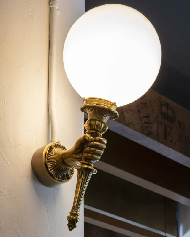 From restaurants, large gathering spaces and campus dining facilities to retail and mixed use design - lighting sets the mood.

PCA’s in-house lighting design expert, Lindsay Bach creates warm, inviting environments that make people feel welcome, bringing them back time and time again.